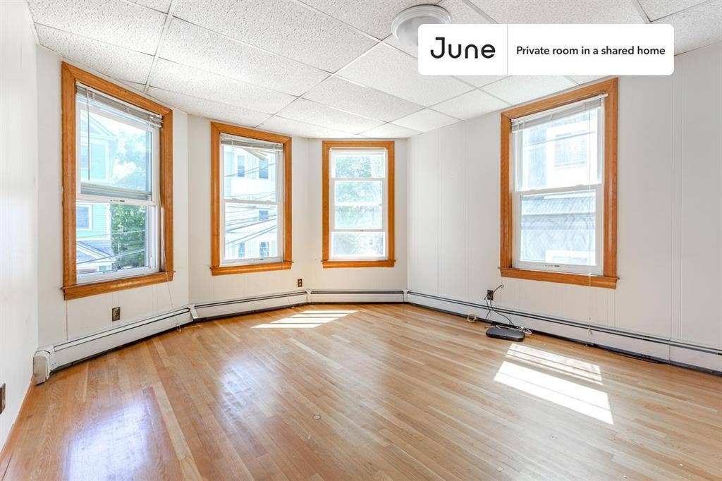 5 BR in Boston