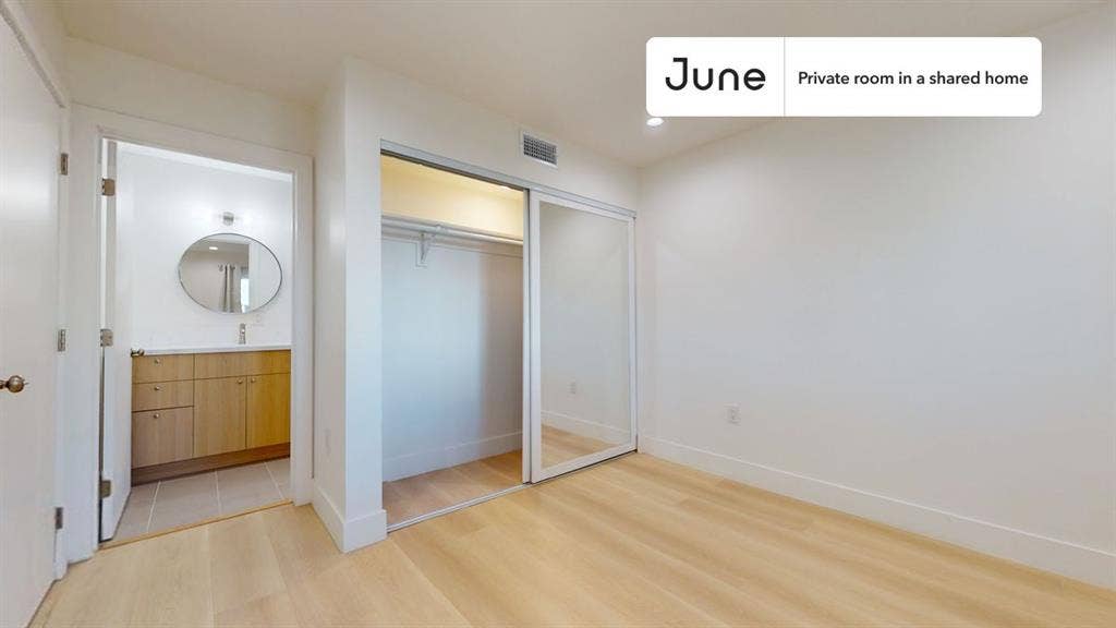 5 BR in Los Angeles