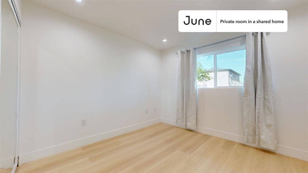 5 BR in Los Angeles