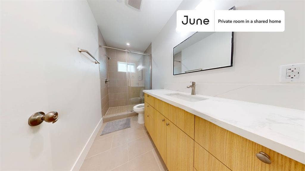 5 BR in Los Angeles