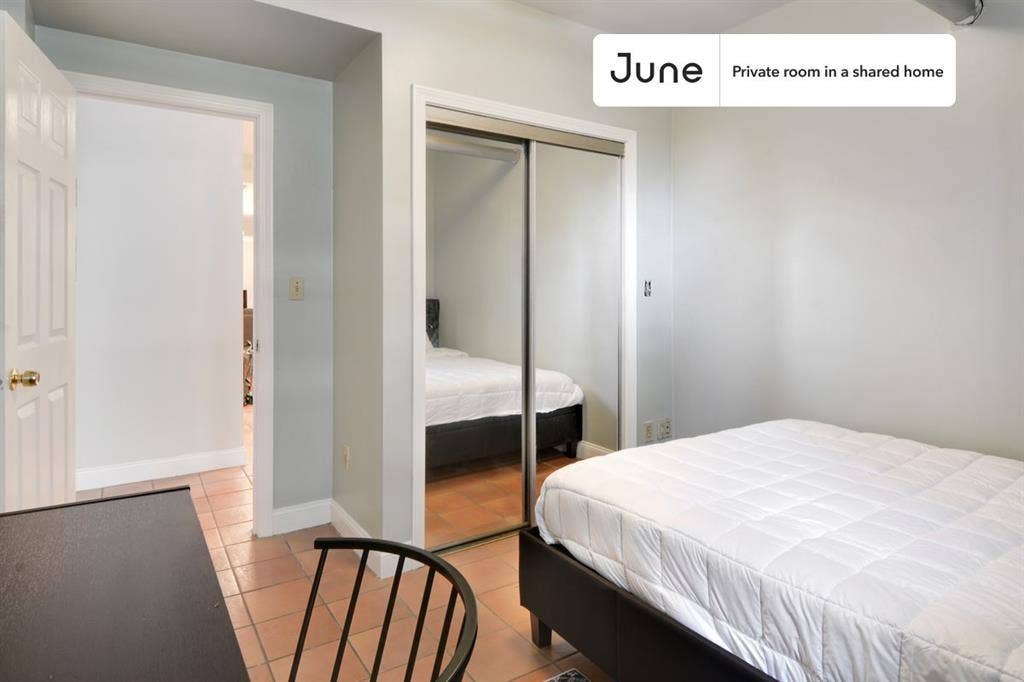 5 BR in Boston
