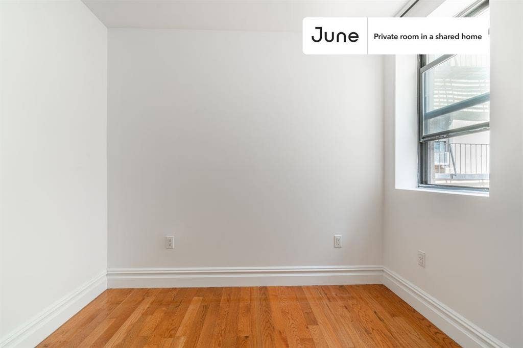 2 BR in New York City