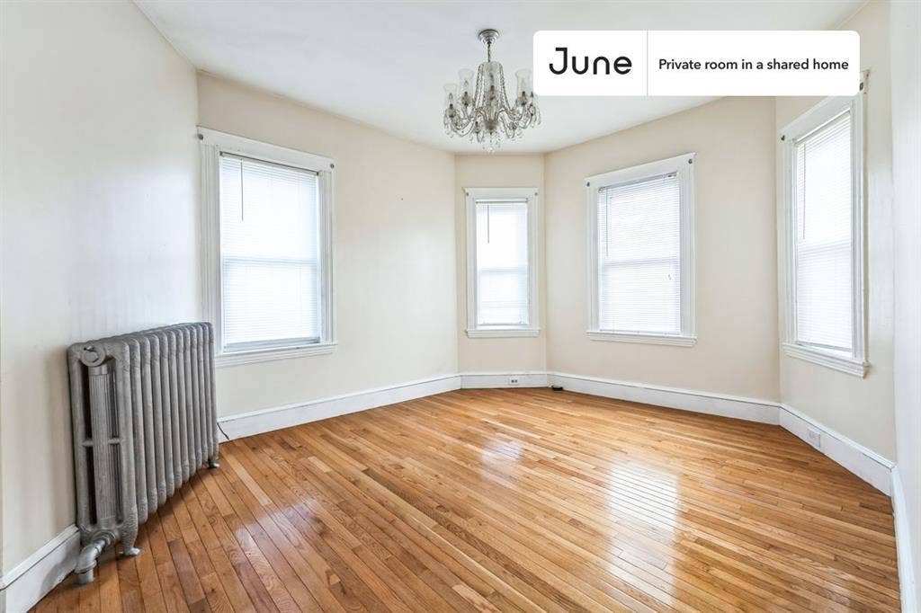 5 BR in Boston