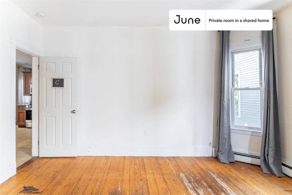 5 BR in Boston