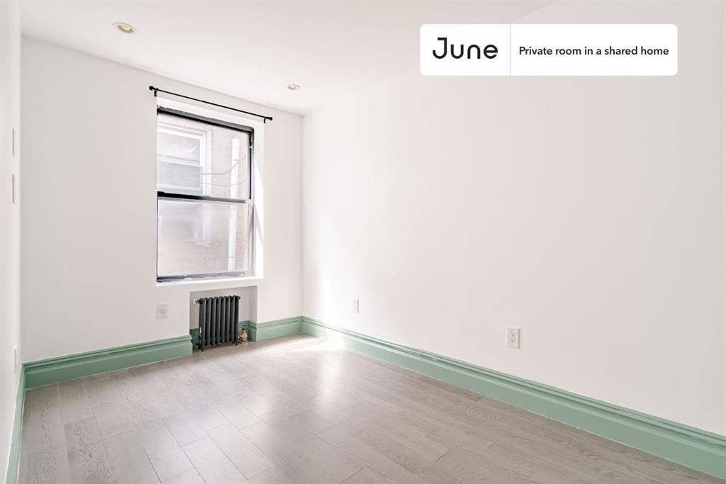 2 BR in New York City