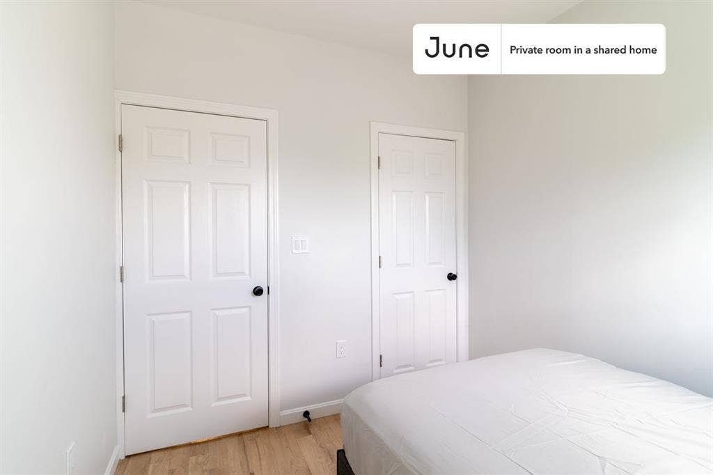 3 BR in Boston
