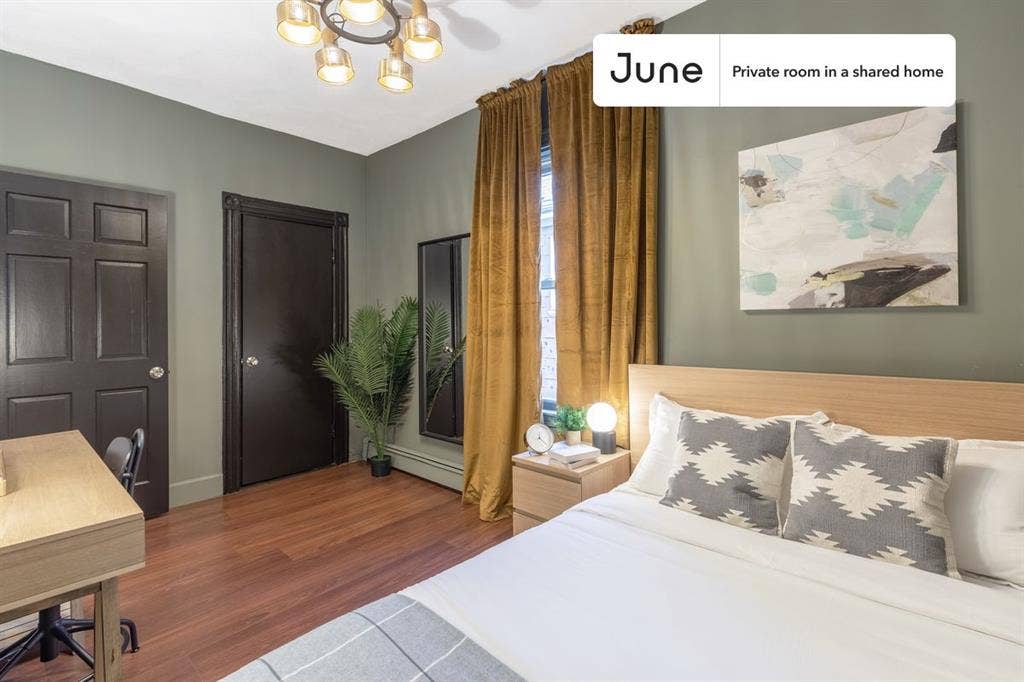 4 BR in Boston