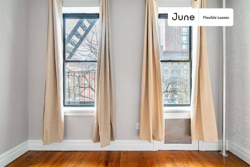2 BR in New York City