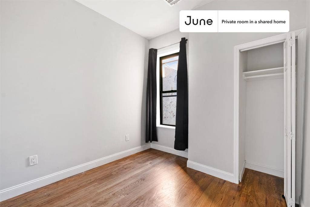 4 BR in New York City