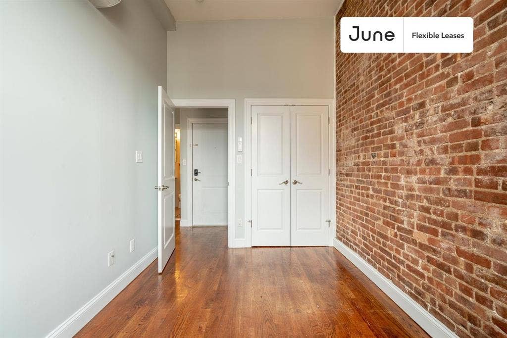 1 BR in New York City