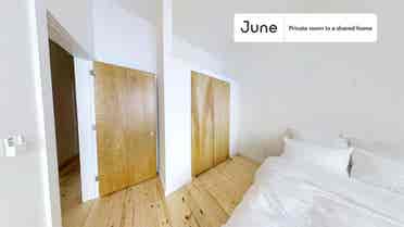 6 BR in New York City