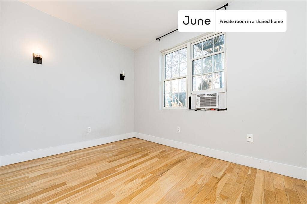 3 BR in New York City