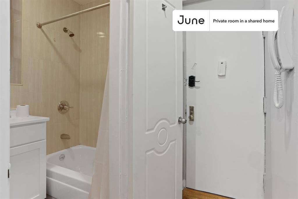 3 BR in New York City