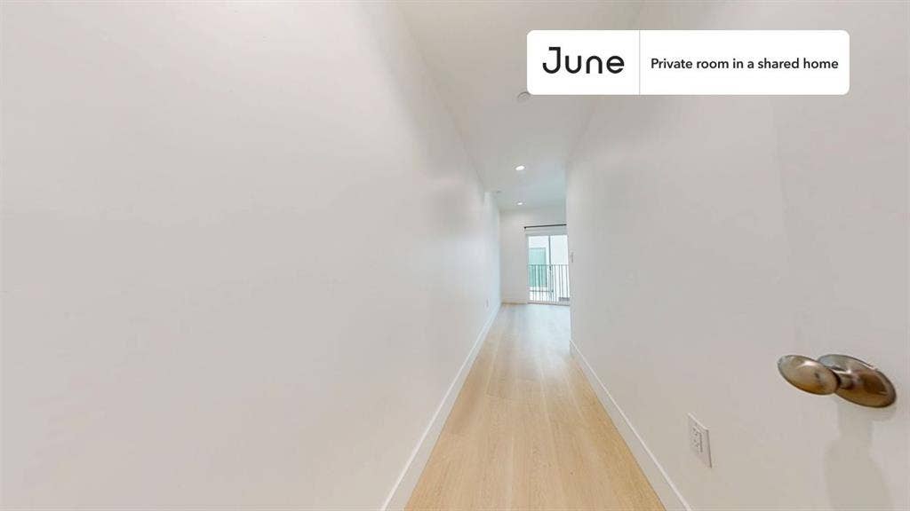 5 BR in Los Angeles