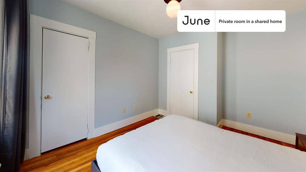 3 BR in Boston