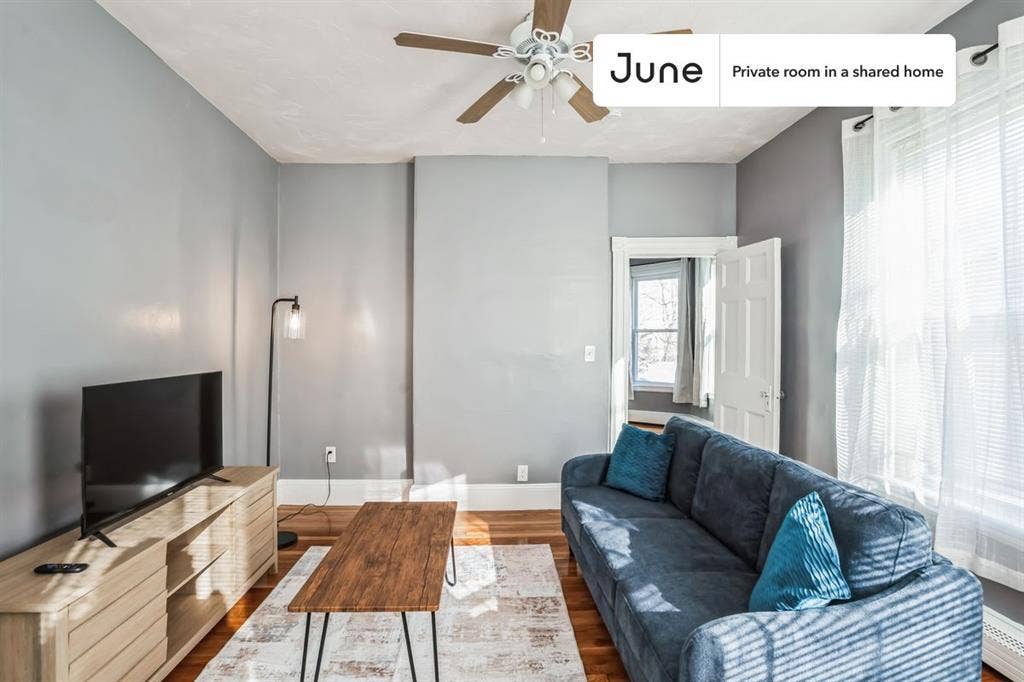4 BR in Boston