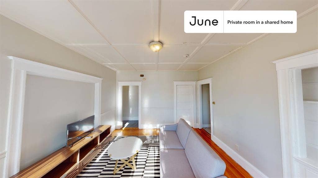 5 BR in Boston