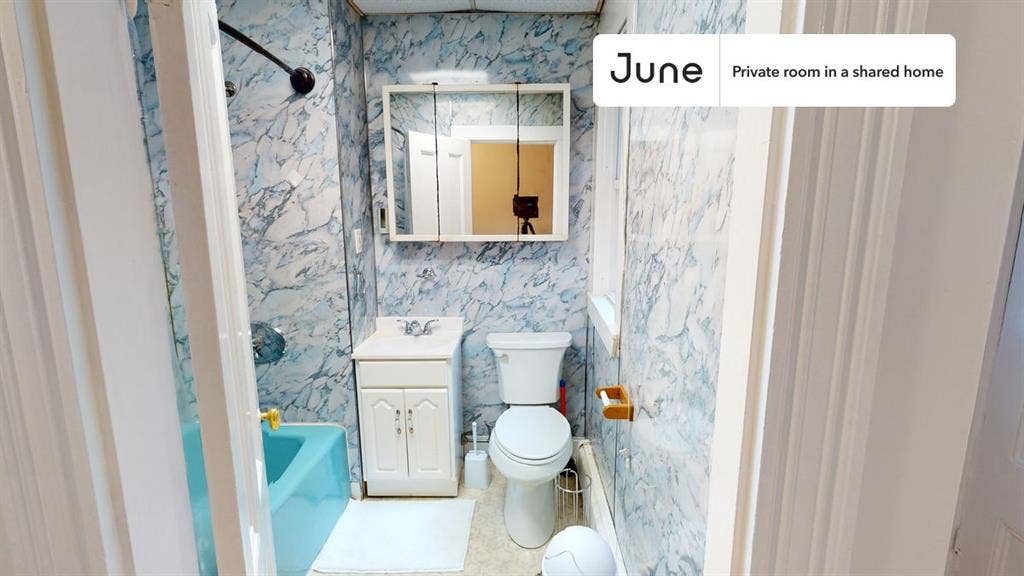 4 BR in Boston