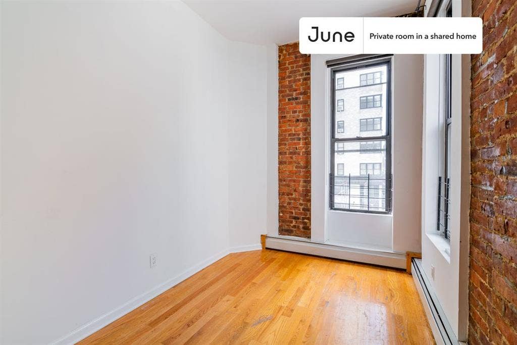 4 BR in New York City