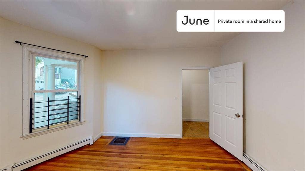 4 BR in Boston