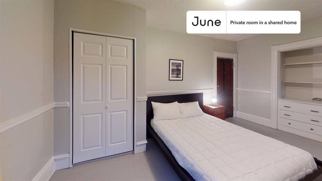 4 BR in Boston