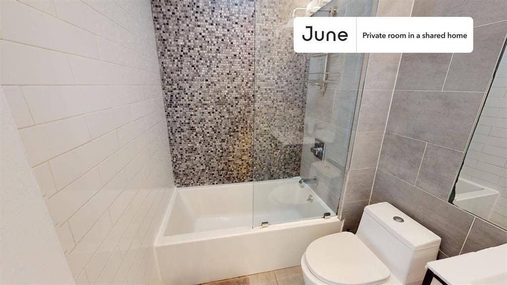 4 BR in New York City