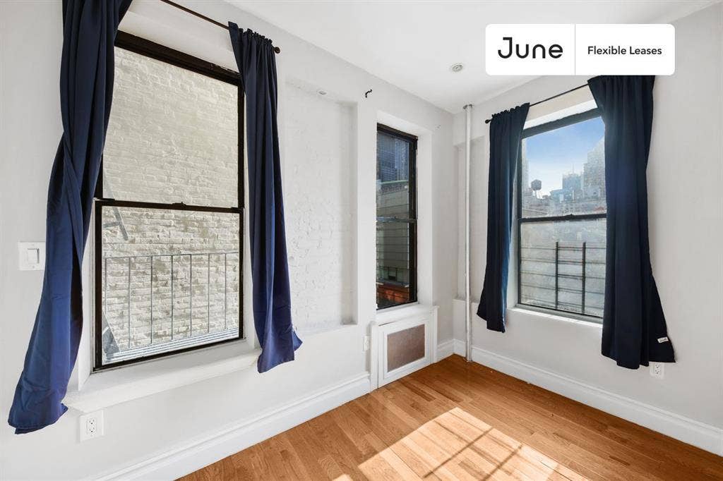 2 BR in New York City