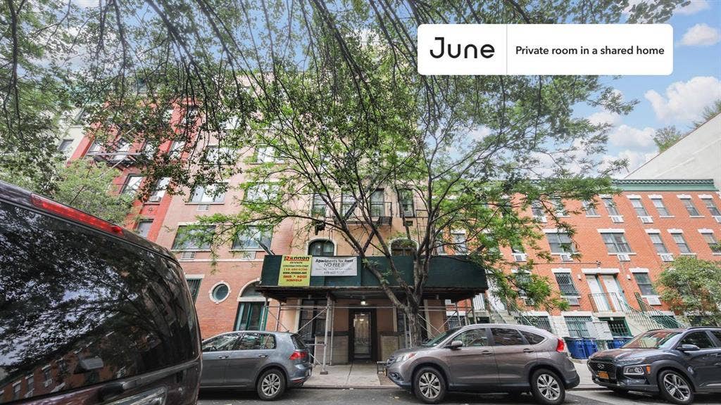 2 BR in New York City
