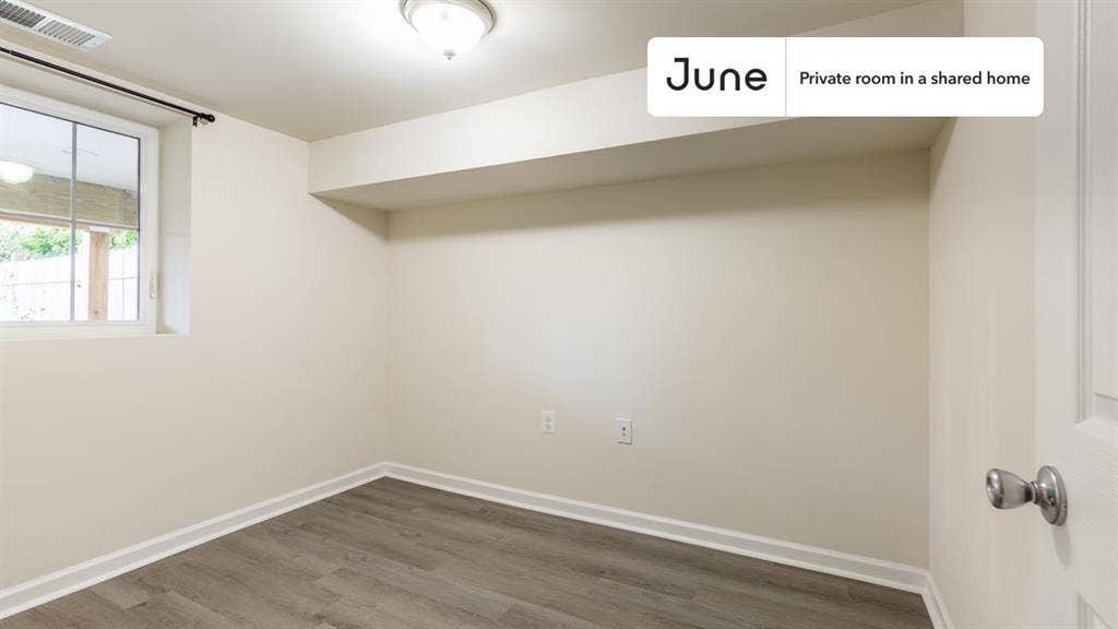 4 BR in Washington DC