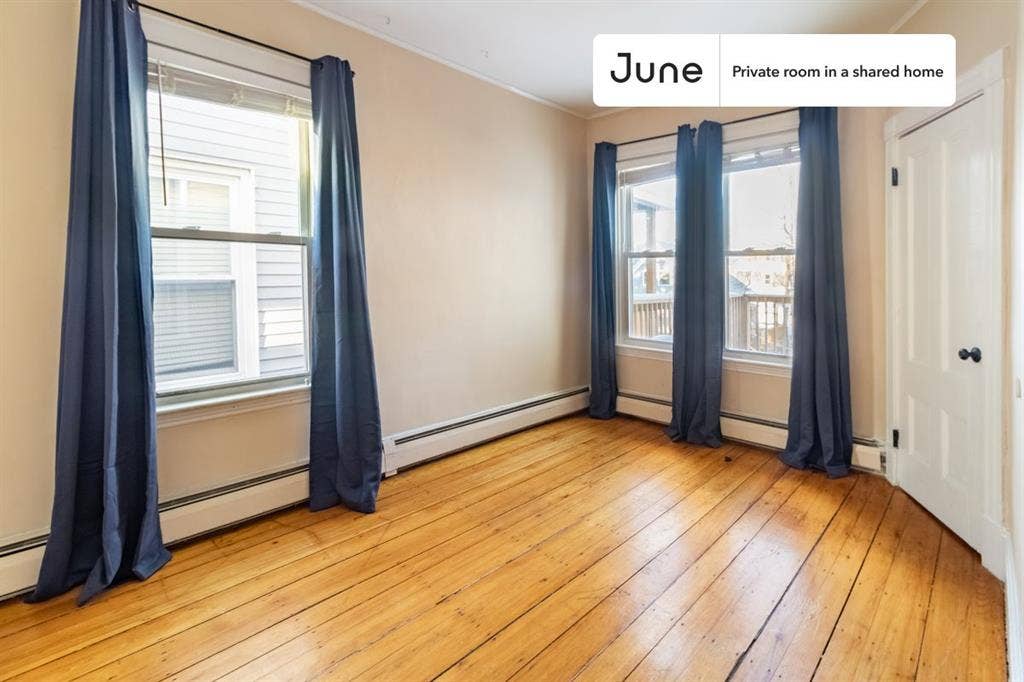 4 BR in Boston