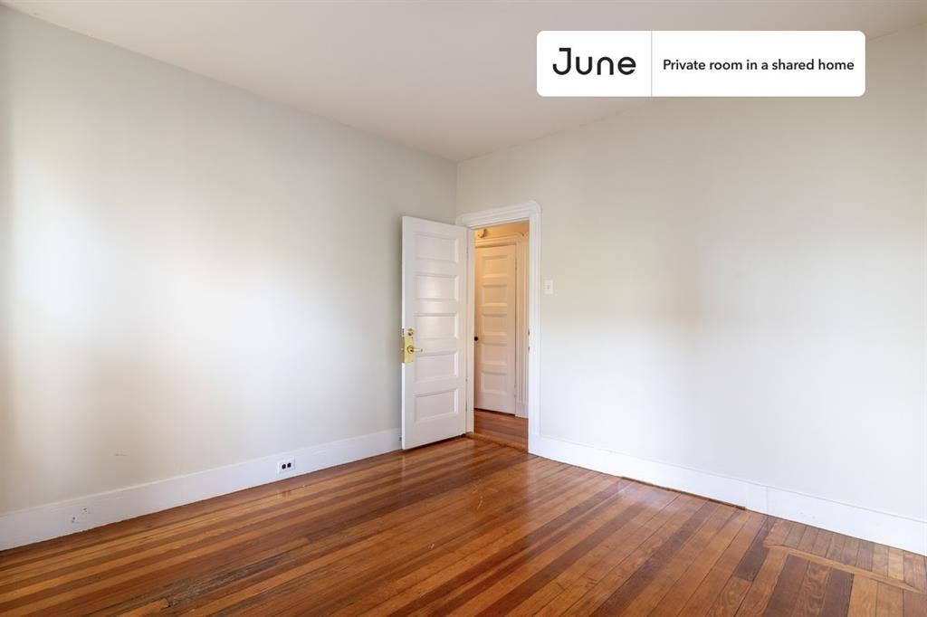 4 BR in Boston