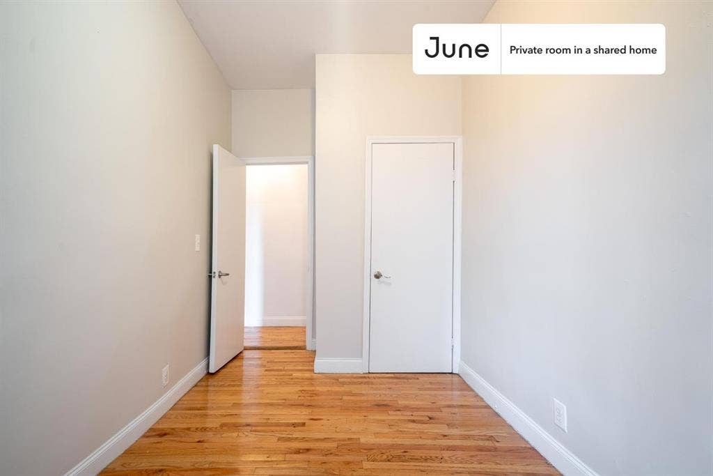 4 BR in New York City