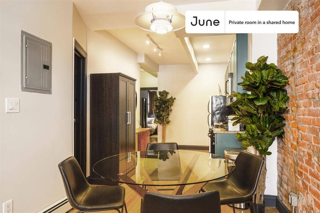 3 BR in New York City