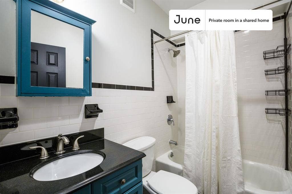 3 BR in New York City