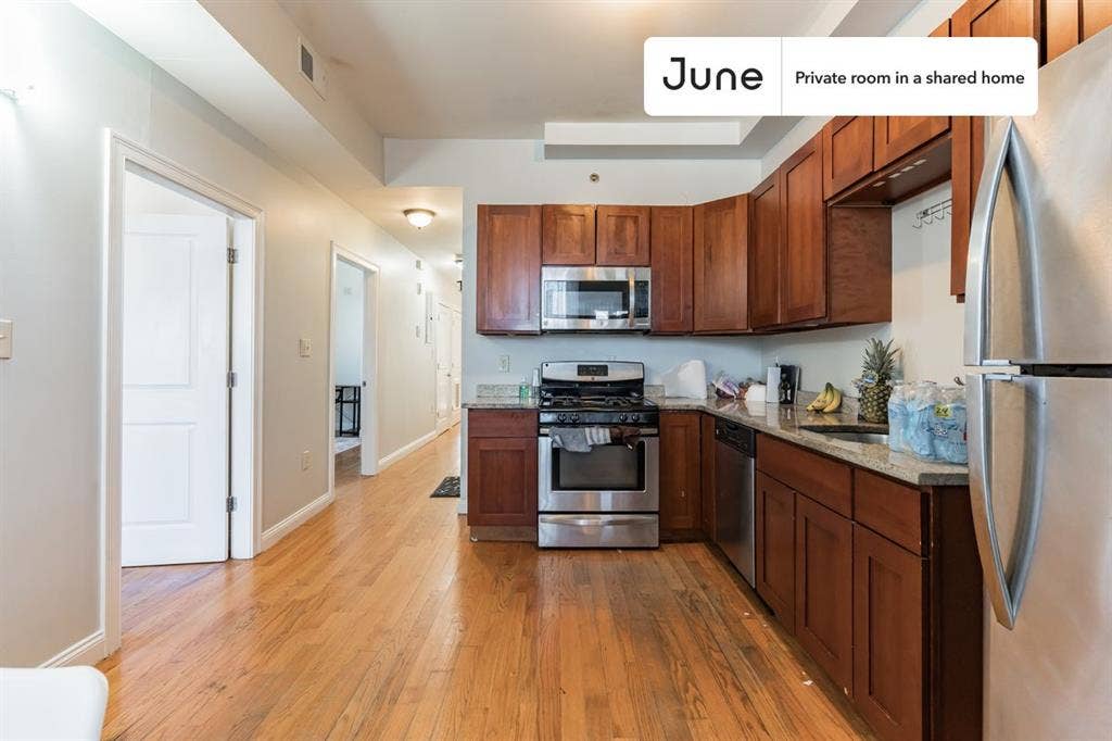 3 BR in Boston
