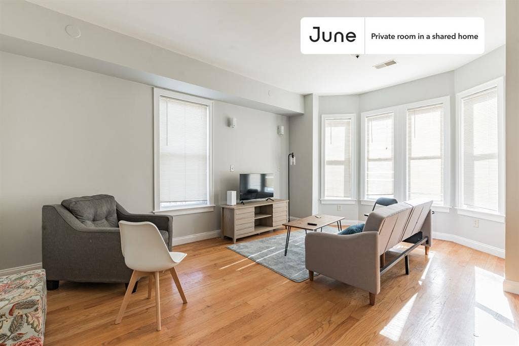 3 BR in Boston