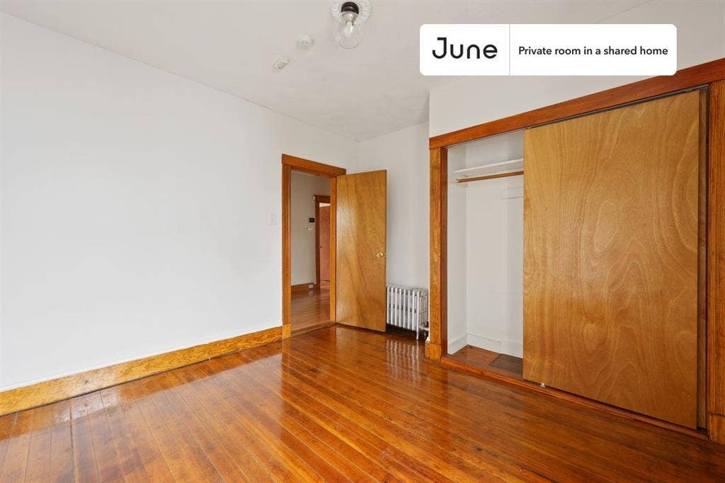 4 BR in Boston