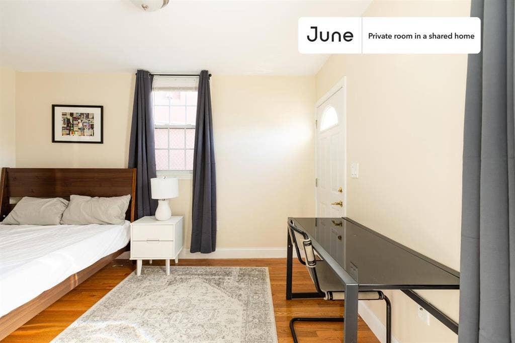 4 BR in Boston