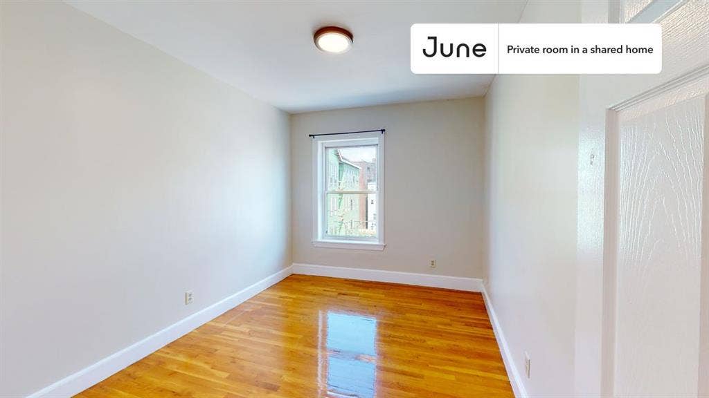 4 BR in Boston