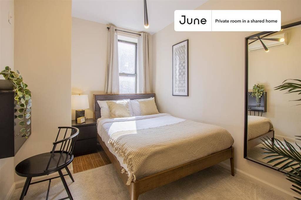 3 BR in New York City