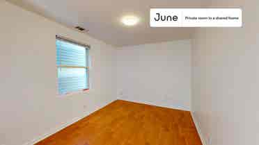 3 BR in Chicago