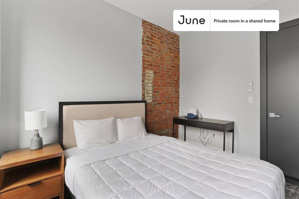 4 BR in New York City