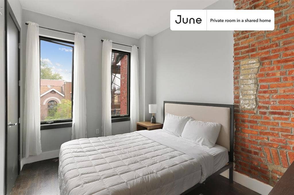 4 BR in New York City