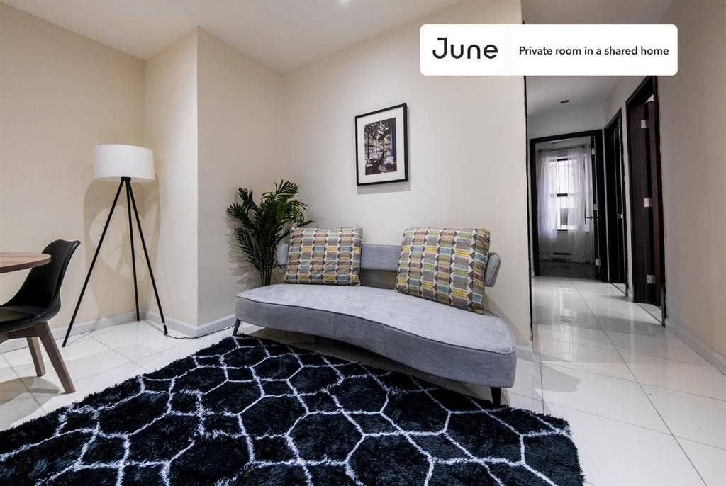 4 BR in New York City