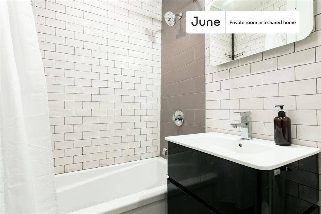 3 BR in New York City