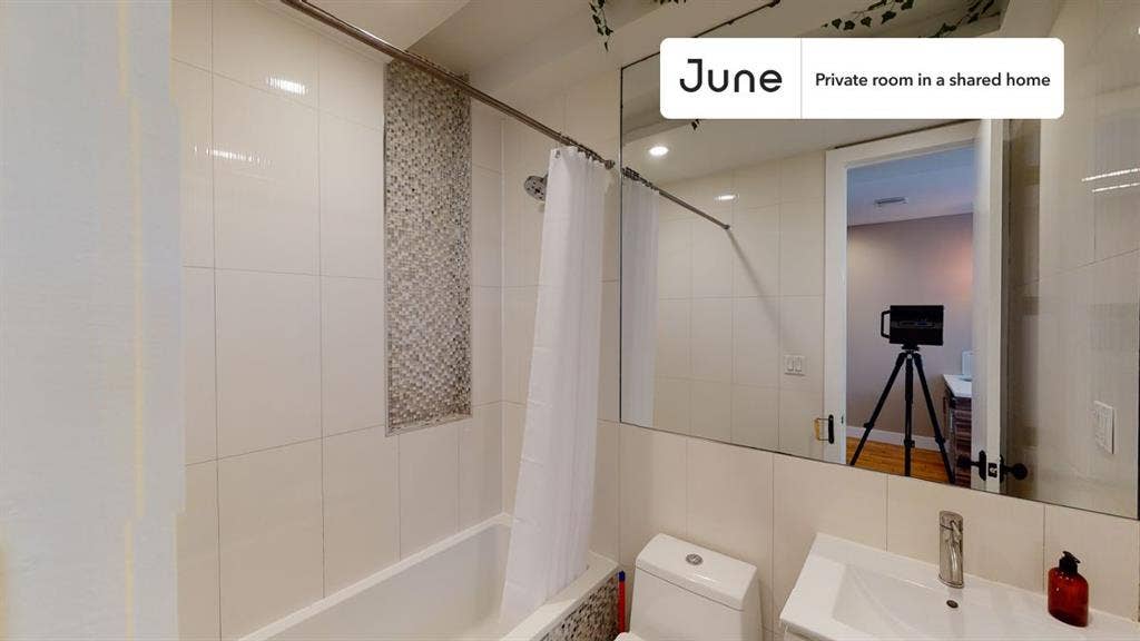 5 BR in New York City