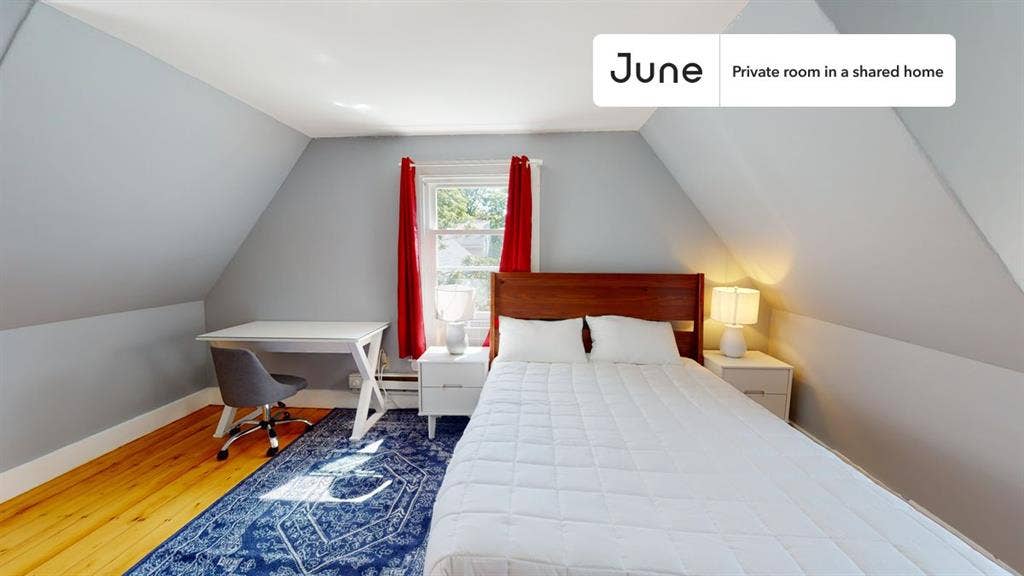 7 BR in Boston
