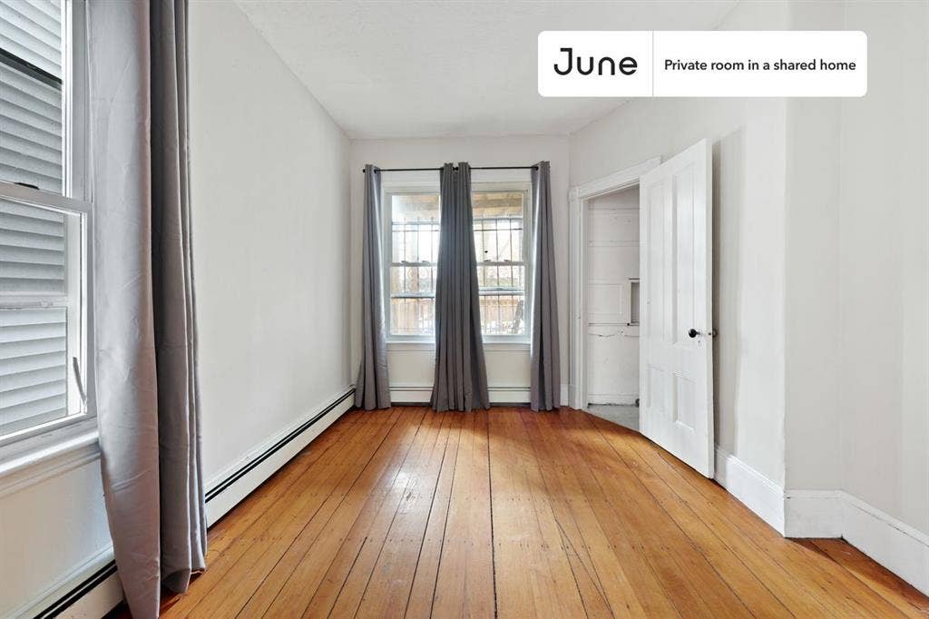 4 BR in Boston
