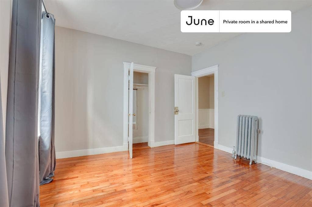 4 BR in Boston