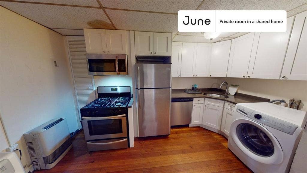 3 BR in Boston